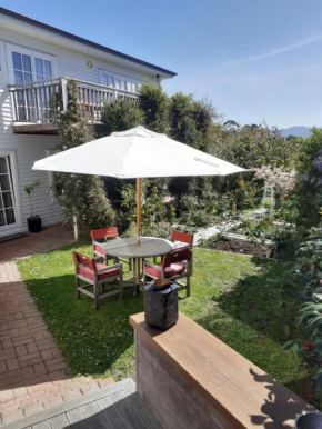 Magnolia Cottage, Christchurch